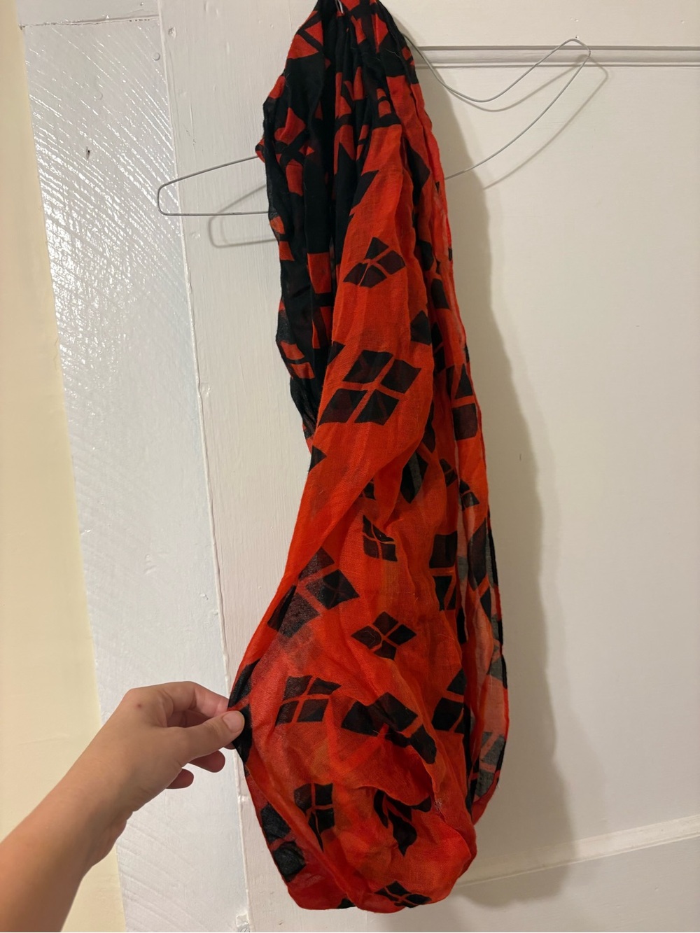 Harley Quinn Red and Black Patterned Lightweight Scarf